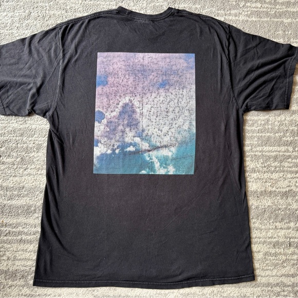 Stussy Clouds London Paris t-shirt front and back graphics - Picture 3 of 6